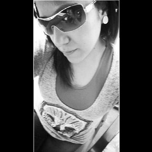 Meet your Posher, Moralez