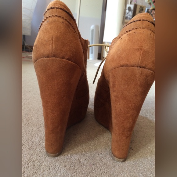 Forever 21 Wedges - Picture 2 of 2