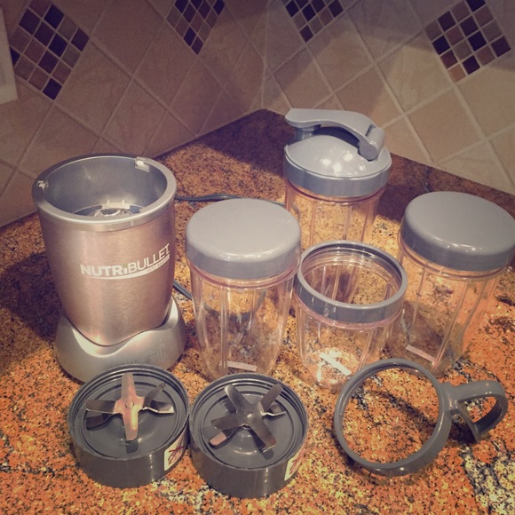 NutriBullet 900 series with accessories
