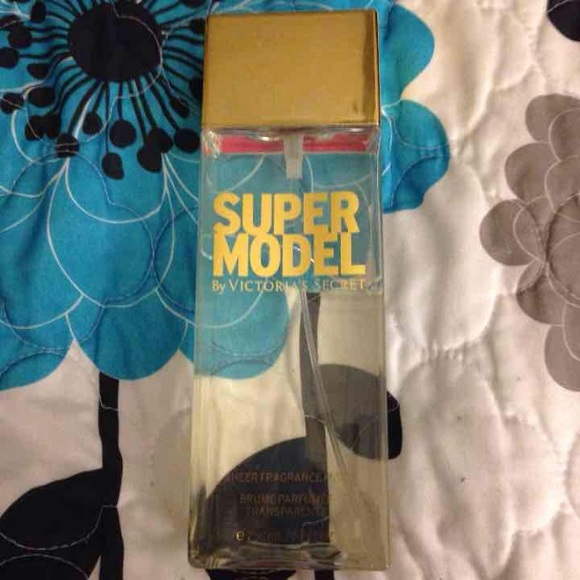 Supermodel - Picture 2 of 3