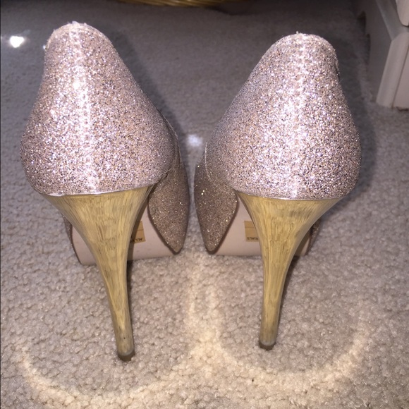 Gold 5 inch high heels