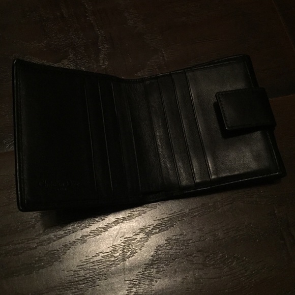 Dior Caro Dahlia Wallet Black Supple Cannage Calfskin | DIOR Dior Wallet