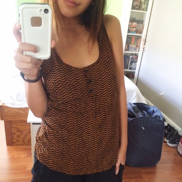 Cotton On Tops - Zig Zag Racerback Tank