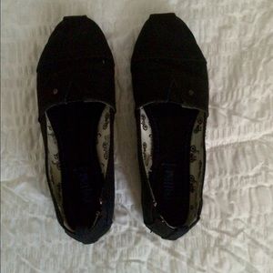 Target black flats
