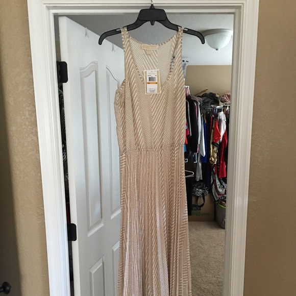Beautiful long Michael Kors maxi dress!