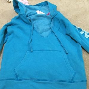 pink sweatshirt v line low