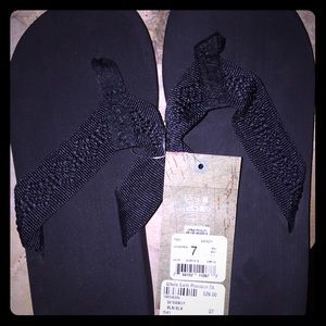 Women's Black flip flops