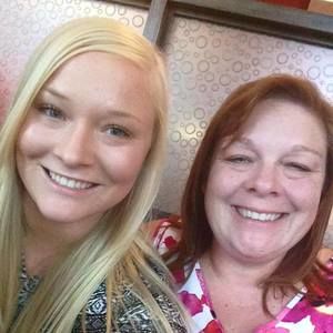 Meet your Posher, Ellen