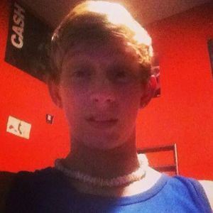 Meet your Posher, Cameron