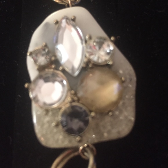 BEAUTIFUL NECKLACE WITH STONES - Picture 4 of 4