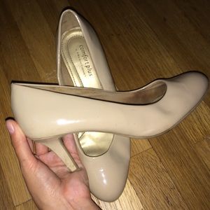 🍂Cream Colored Heels🍂