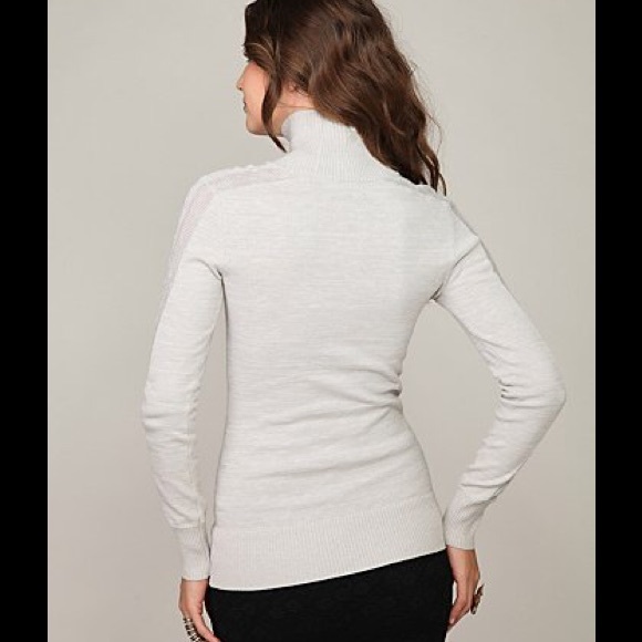 ❄️Free People lace high neck sweater NWT❄️ - Picture 2 of 4