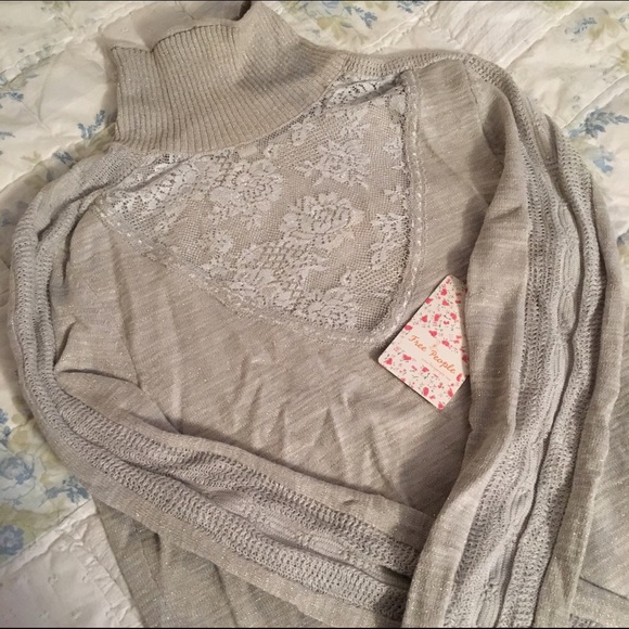 ❄️Free People lace high neck sweater NWT❄️ - Picture 3 of 4