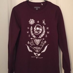 maroon kendall & kylie crew neck sweater