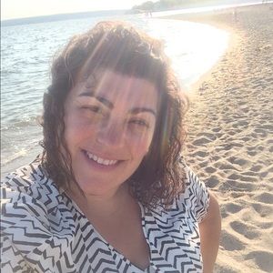 Meet your Posher, Lisa