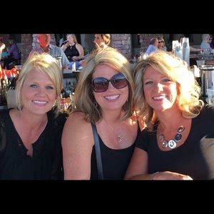 Meet your Posher, Robin