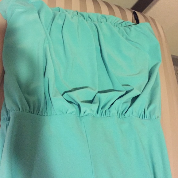 superflattering pantsuitromper! I own it n3 colors - Picture 2 of 3
