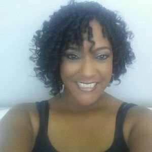 Meet your Posher, Lena