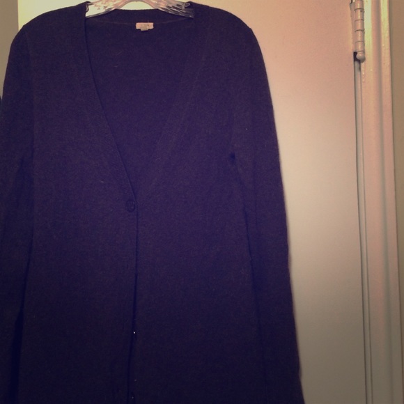 Long Jcrew sweater in dark grey.