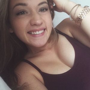 Meet your Posher, Hailey