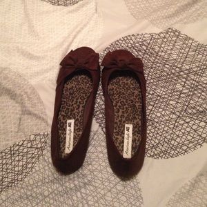 Brown flats with bow