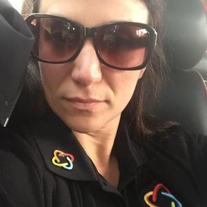 Meet your Posher, Kiki