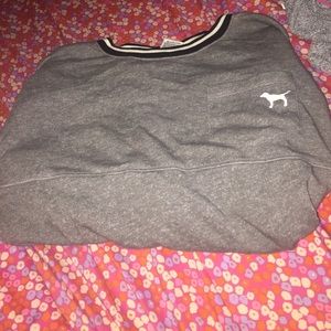 VS crew neck