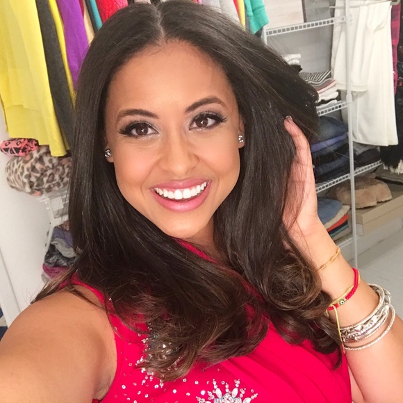 Meet your Posher, Jasmine - Picture 2 of 3