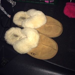 Ugg slipons