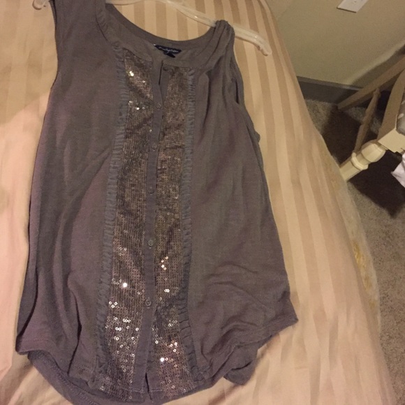 great sparkling top. - Picture 1 of 2
