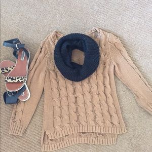 SWEATER WEATHER 🍁🍂 H&M knit sweater!