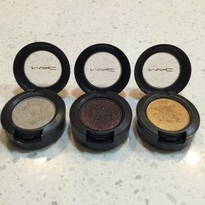 MAC Makeup eyeshadow