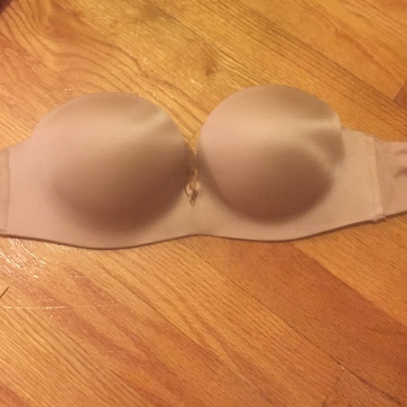 Nude Victoria's Secret strapless bra 34B