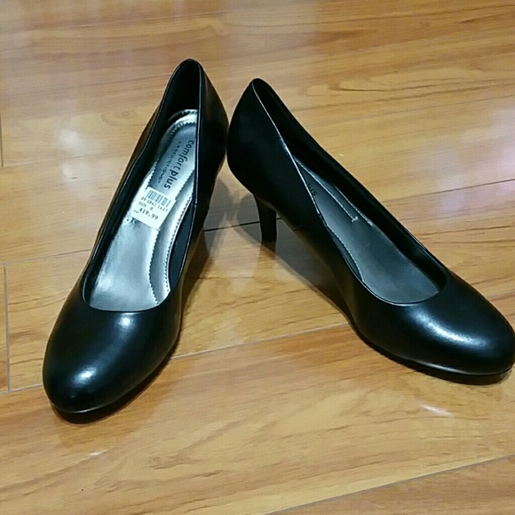 Black Pumps!
