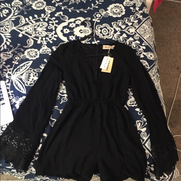 Night Owl Pacsun Romper - Picture 2 of 2