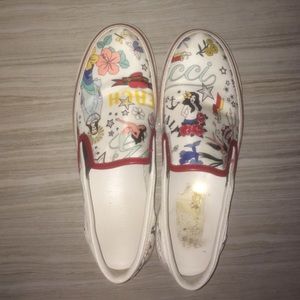 Gucci slip ons