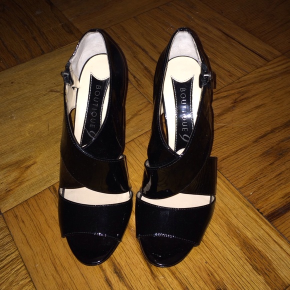 Boutique9 CrissCross Black Patent Leather Thomsina