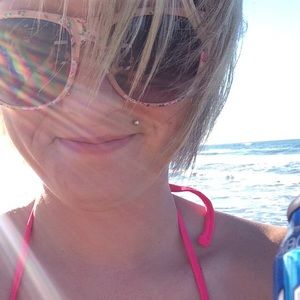 Meet your Posher, Leah