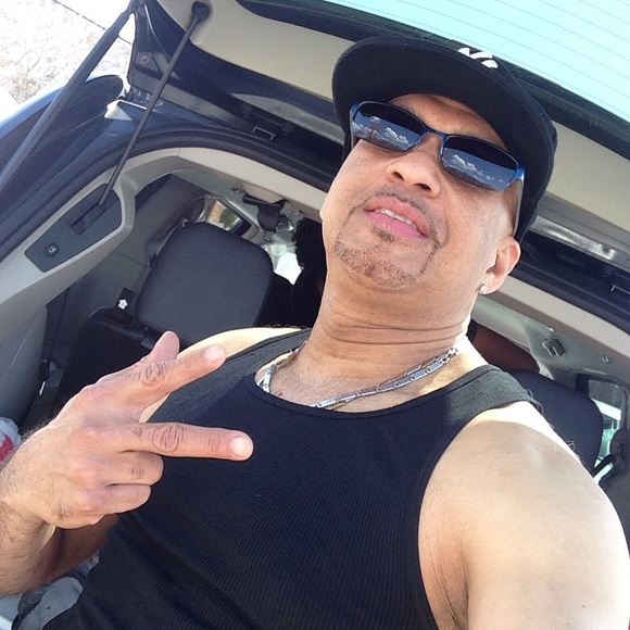 Meet your Posher, Juan - Picture 2 of 4