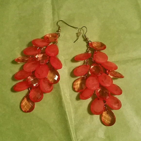 Chandler earrings - Picture 1 of 1