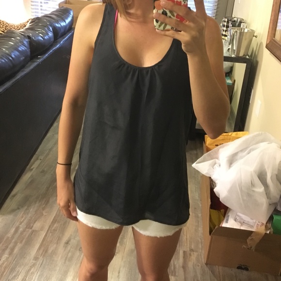 🔺SOLD🔺 Racer back tank top. - Picture 1 of 4