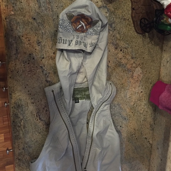 Guess Vest - Picture 2 of 2