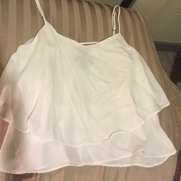 never worn boutique Ruffled top.