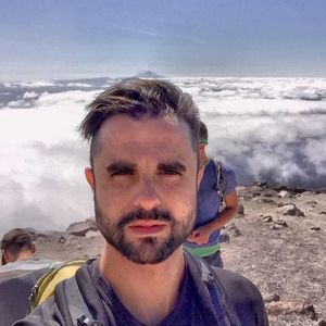 Meet your Posher, Eli