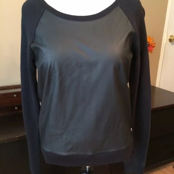 Victoria's Secret Sweater 💕