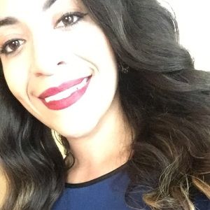 Meet your Posher, Liz