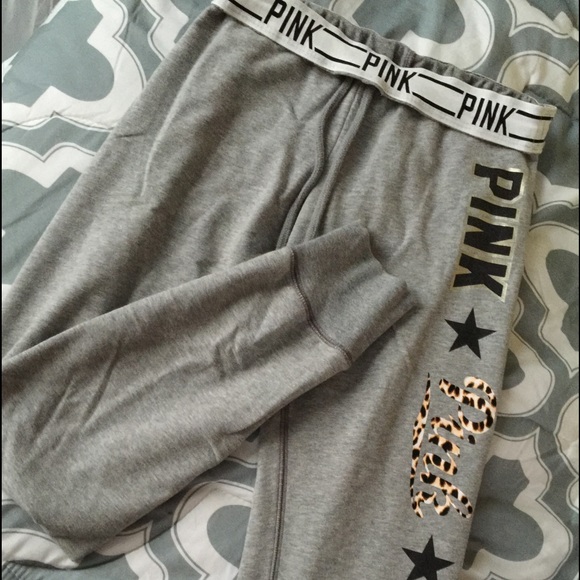 vs pink joggers