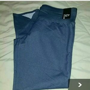 NWT Cropped Jeggings