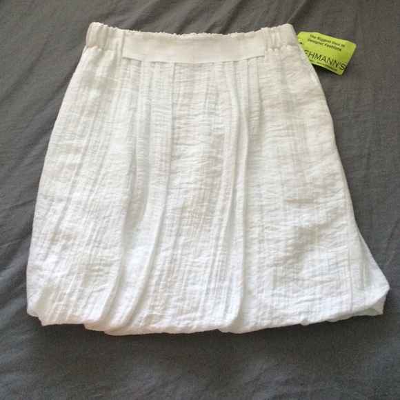 BCBG MaxAzria White Bubble Skirt