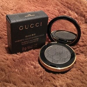 Gucci Eyeshadow in Iconic Black